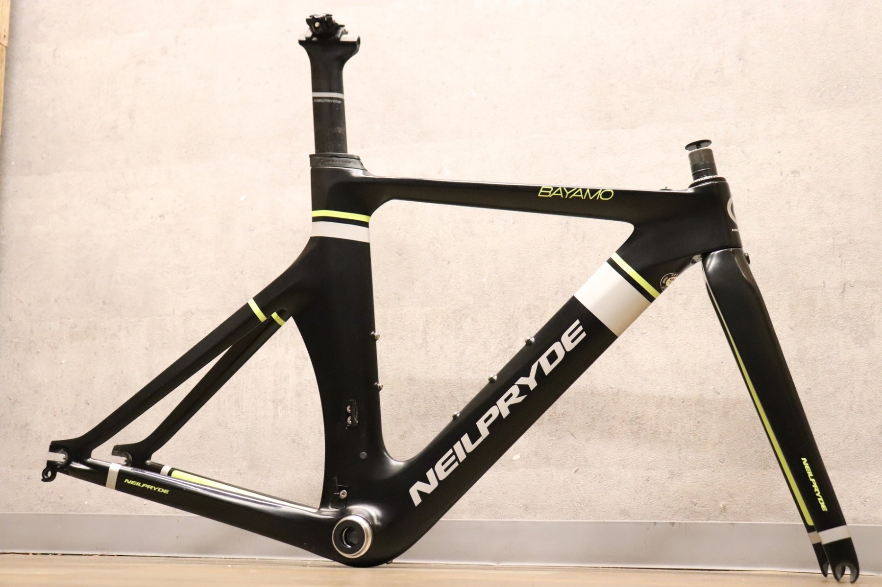 ニールプライド NEILPRYDE BAYAMO フレームセット カーボン ライム