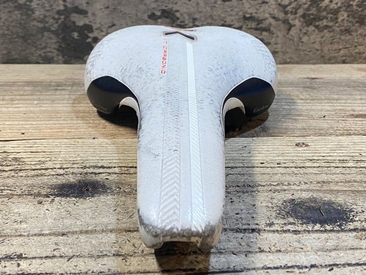 JV940 セライタリア selle italia Flite KiT CARBONiO サドル 白 カーボンレール ※座面表面劣化,レールガタつきの為ジャンク