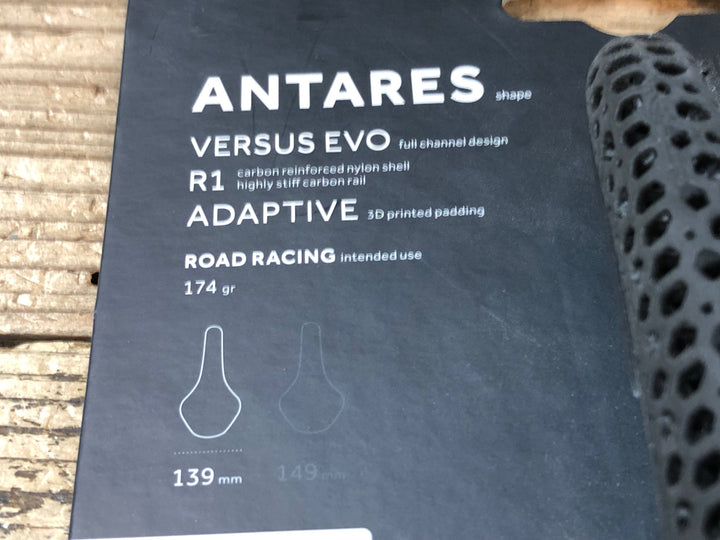 JR953 フィジーク fizik アンタレス ANTARES VERSUS EVO R1 ADAPTIVE サドル カーボンレール 139mm