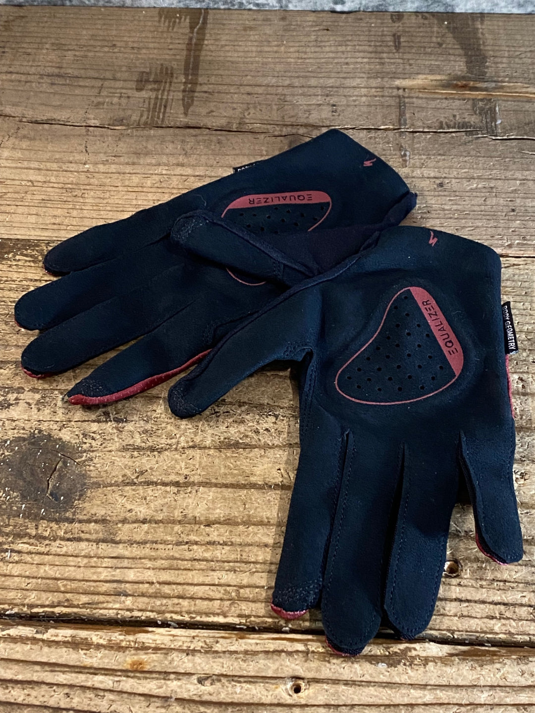 JQ766 スペシャライズド SPECIALIZED BG GRAVEL GLOVES LF 長指 グローブ 赤 黒 L
