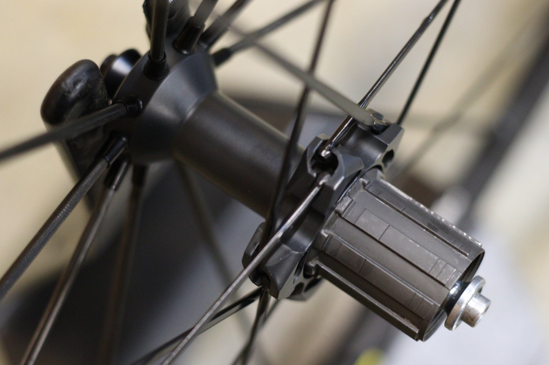 マヴィック MAVIC キシリウム エグザリット KSYRIUM SLR EXALITH