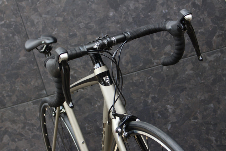 トレック TREK エモンダ EMONDA ALR5 2018年モデル 56サイズ シマノ 105 5800 11S アルミ ロードバイク 【福岡店】