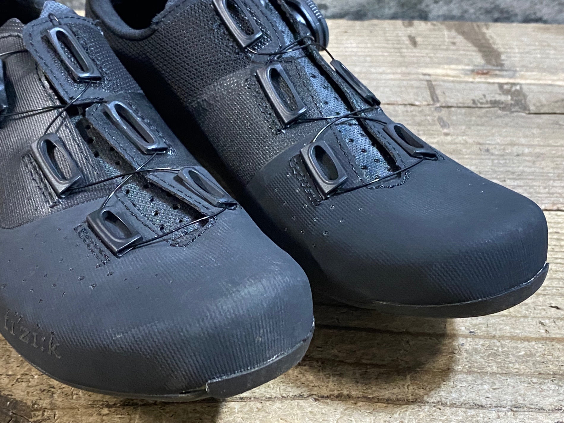 KE092 フィジーク fizik TEMPO OVERCURVE R4 SHOES ビンディング