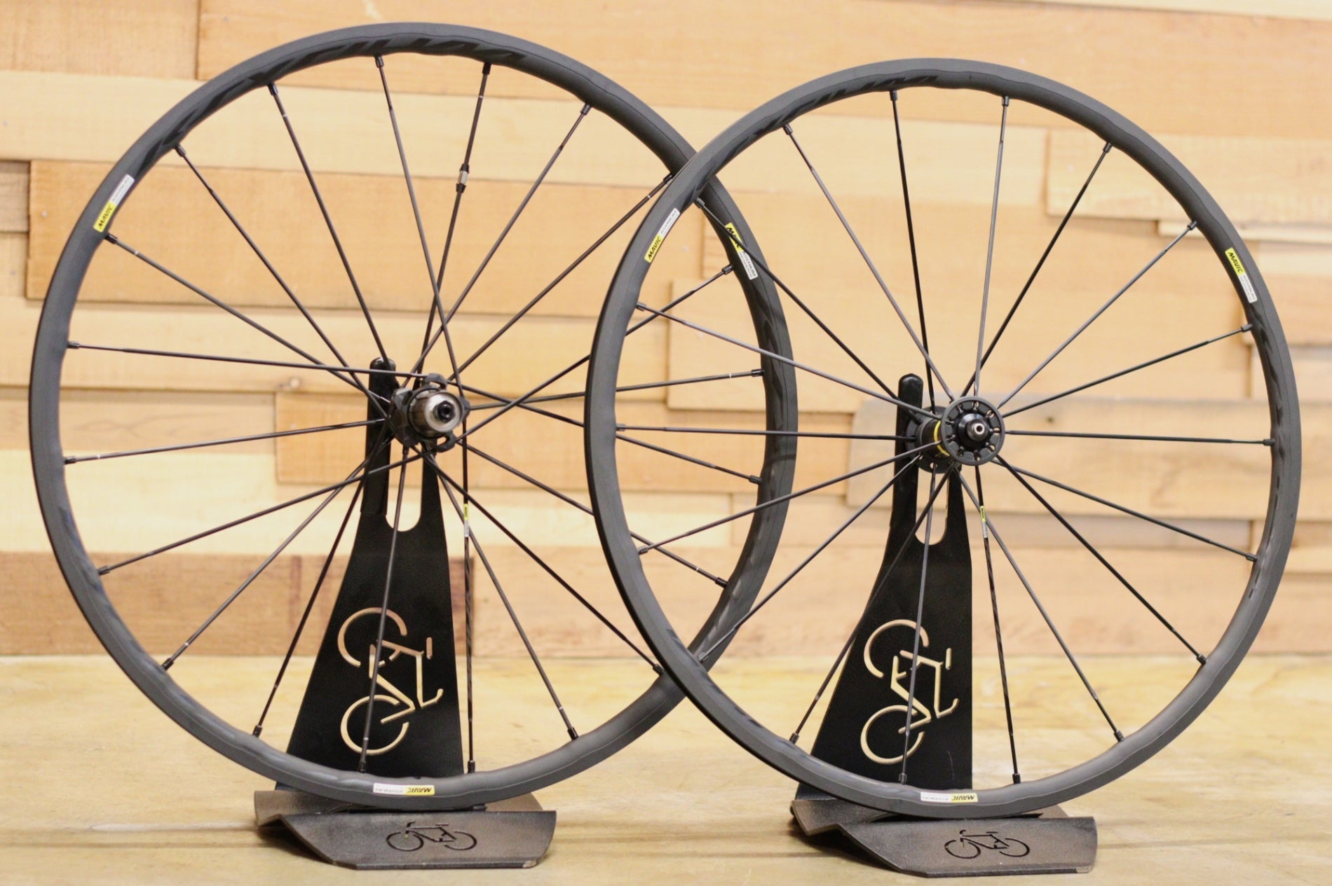 マヴィック　キシリウムプロ　エグザリット　11速　おまけ付 マヴィックキシリウムプロエグザリット11速おまけ付