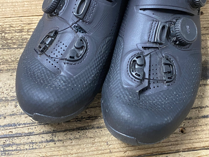KE238 シマノ SHIMANO S-PHYRE RC9 SHRC902M L01 S ビンディングシューズ 3穴 BOA Li2 黒 EU42 ※ガリ傷
