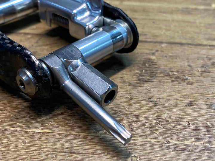 JM891 レザイン LEZYNE CARBON 9 89G マルチツール