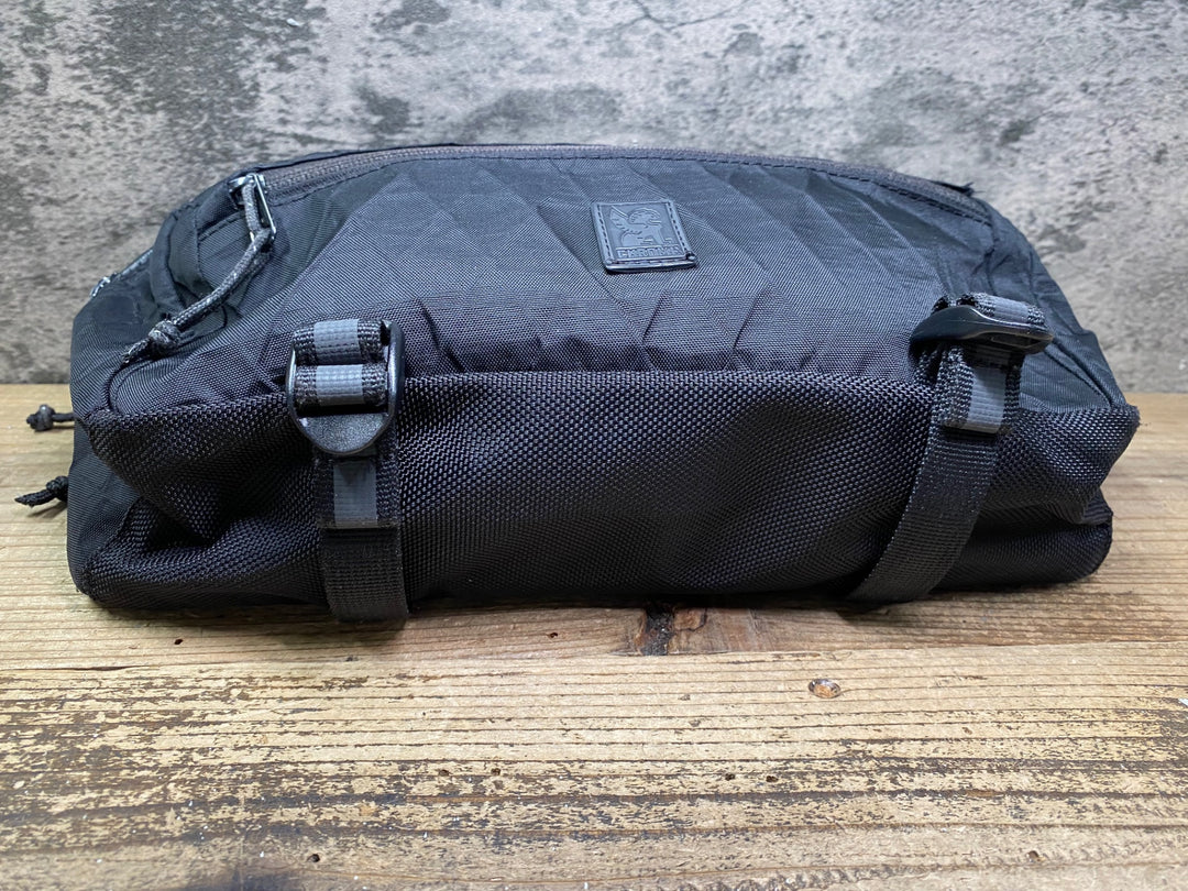 JK013 クローム CHROME カデット KADET NYLON ボディバッグ 黒