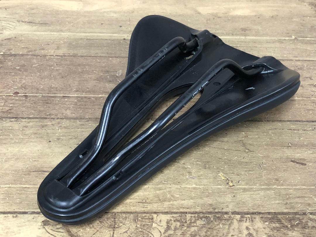 JY184 セライタリア selle italia NOVUS EVO ENDURANCE サドル MANGANESE 145mm