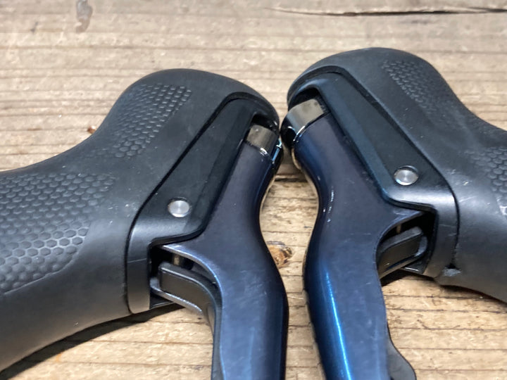 JG141 シマノ SHIMANO アルテグラ ULTEGRA ST-R8050 STIレバー 2x11S Di2 電動 動作確認済 ※ブラケットフード社外品