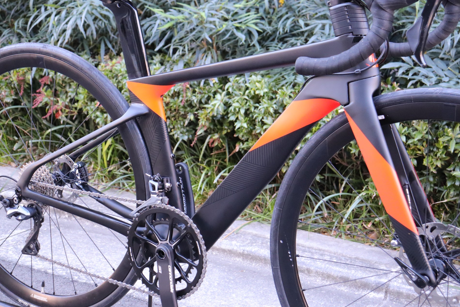 キャノンデール CANNONDALE システムシックス SYSTEMSIX CARBON 2019