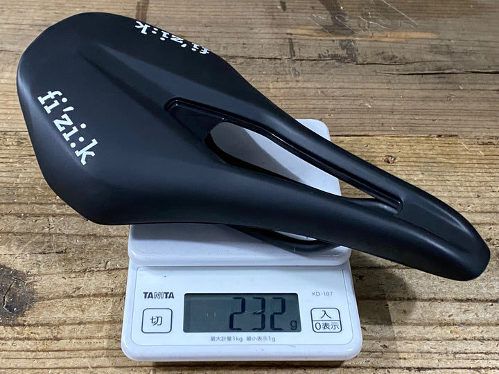 KL307 フィジーク fizik VENTO ARGO R5 サドル 黒 140mm S-Alloyレール