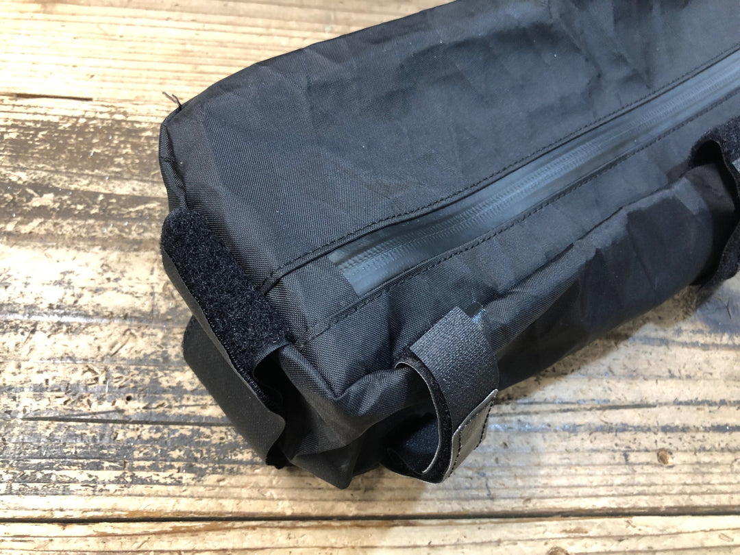 JY796 フェアウェザー FAIRWEATHER corner bag コーナーバッグ 黒