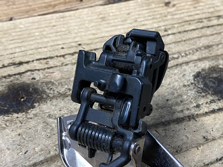 KH284 シマノ SHIMANO デュラエース DURA-ACE FD-R9100 フロントディレイラー  直付け ※ボルト、ワッシャー欠品