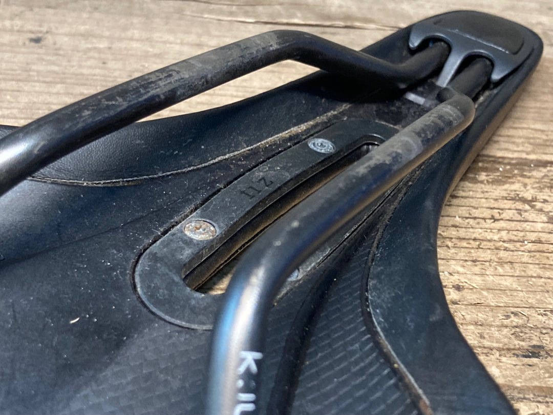 JM307 フィジーク fizik アリオネ ARIONE R3 サドル 黒 140mm kiumレール ※プレート欠品