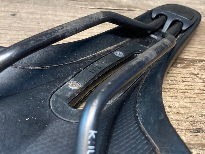 JM307 フィジーク fizik アリオネ ARIONE R3 サドル 黒 140mm kiumレール ※プレート欠品