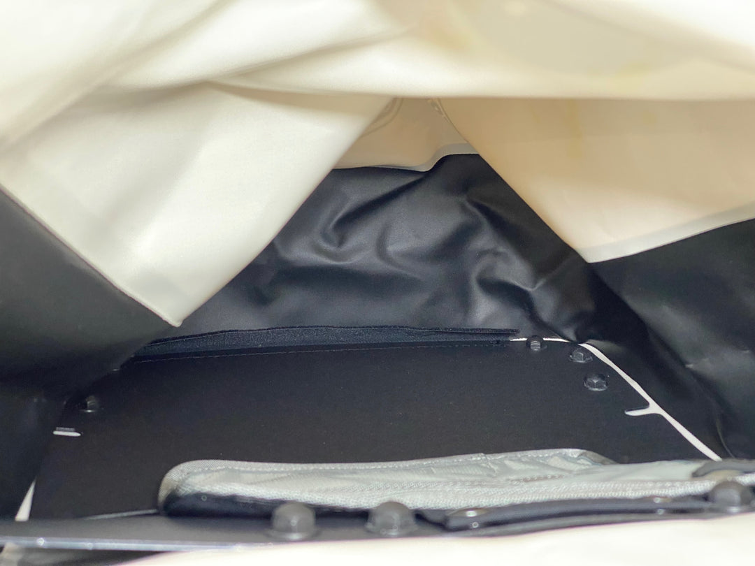 JH303 オルトリーブ ORTLIEB WATERPROOF MESSENGERBAGS バックパック 白