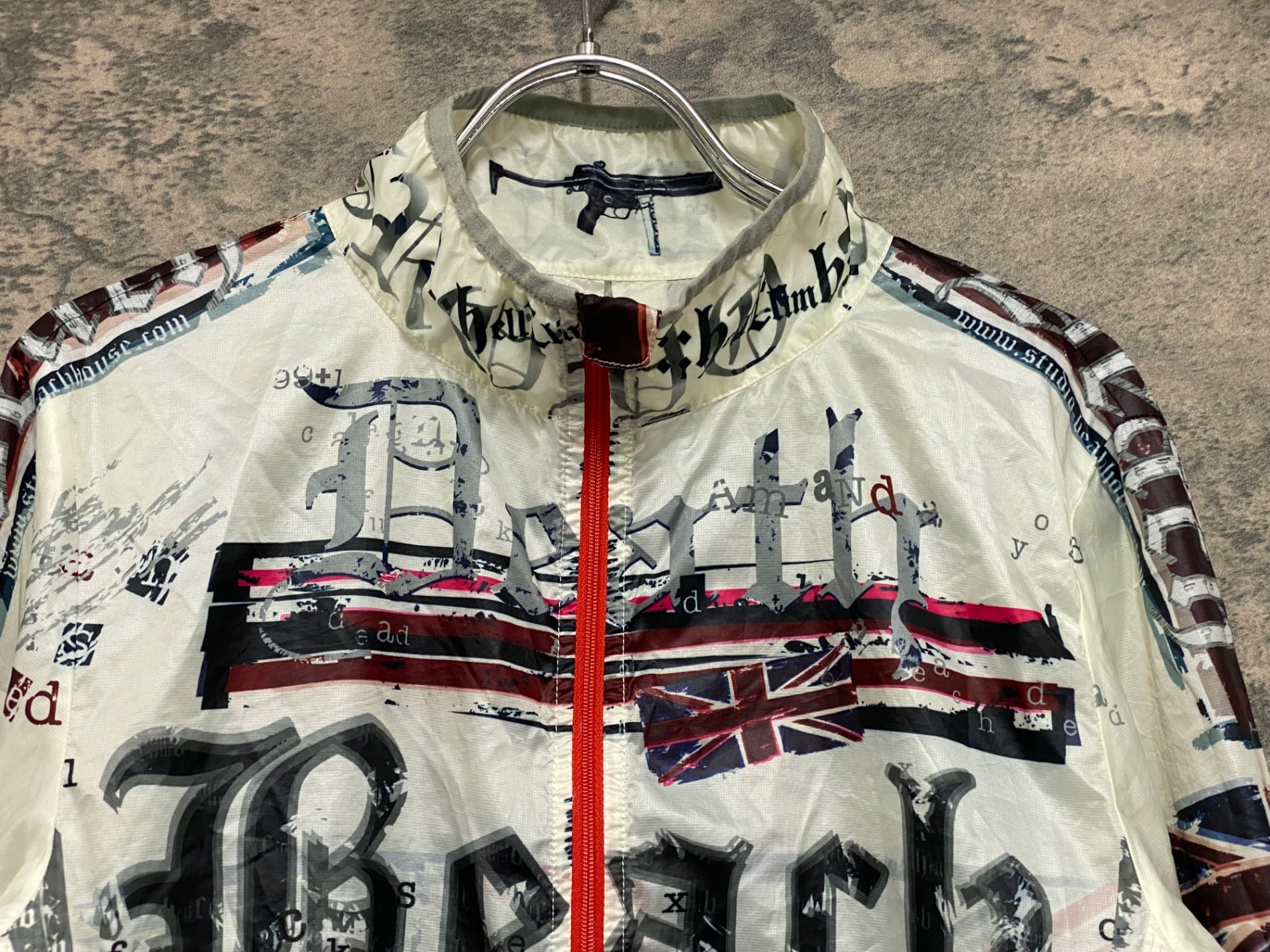 【新品タグ付】パンダーニPANDANI 長袖 ウィンドブレーカー JM025 パンダーニ PANDANI 長袖 ウィンドブレーカー 総柄 M