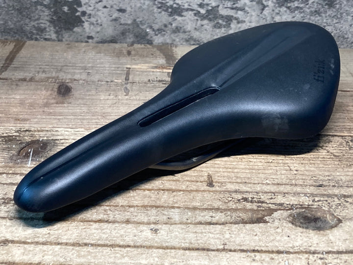 JM307 フィジーク fizik アリオネ ARIONE R3 サドル 黒 140mm kiumレール ※プレート欠品