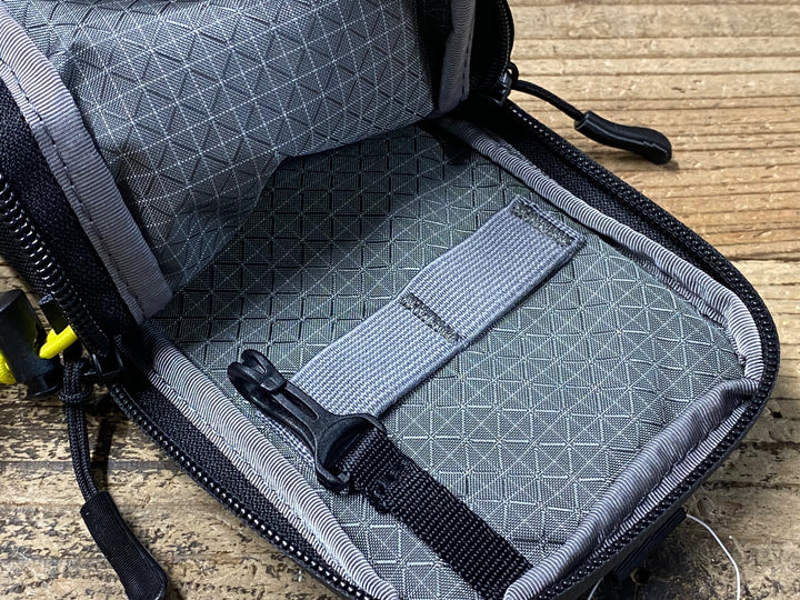 KE651 ルートワークス Route Werks POCKET INSERT 0.3L ミニサコッシュ ブラック