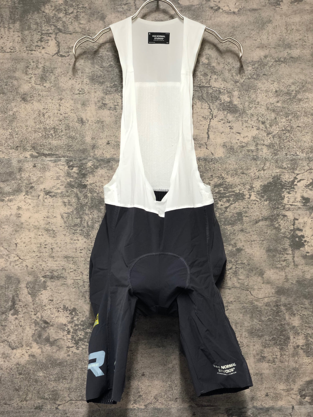 KK152 パスノーマルスタジオ PAS NORMAL STUDIOS Solitude Logo bib ビブショーツ グレー S