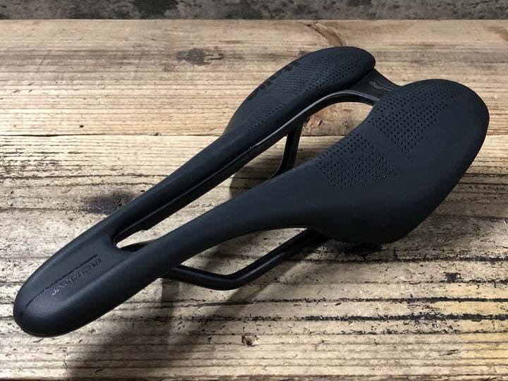 JU283 セラ イタリア selle Italia Flite BOOST サドル マンガネーゼレール 135mm 黒
