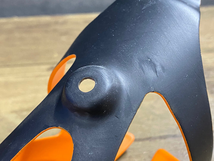 JY955 ブラックバーン Blackburn キャンバー CAMBER UD CARBON カーボン ボトルケージ オレンジ ペア