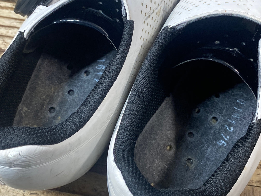 JT512 フィジーク fizik R4 Road shoe ビンディングシューズ 白 SPD-SL EU41 インソール欠品