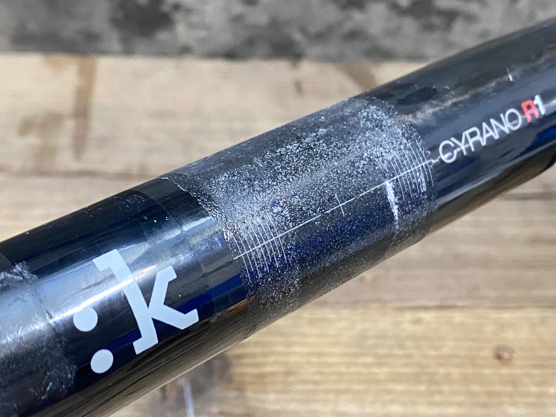 JV467 フィジーク fizik シラノ CYRANO R1 カーボン ドロップハンドル