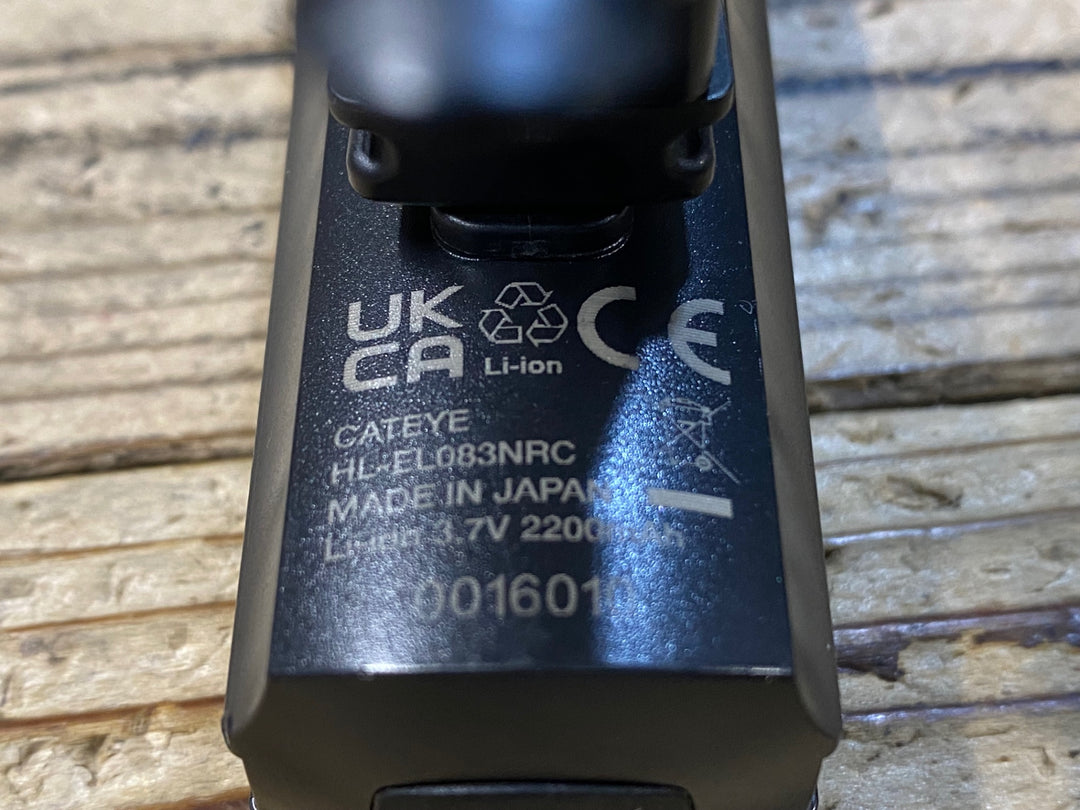 KK863 キャットアイ CATEYE AMPP300N フロントライト 点灯確認済