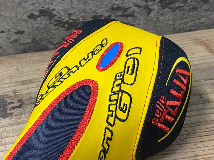 KJ650 セライタリア SELLE ITALIA TRIMATIC サドル MANGANESEレール 黄