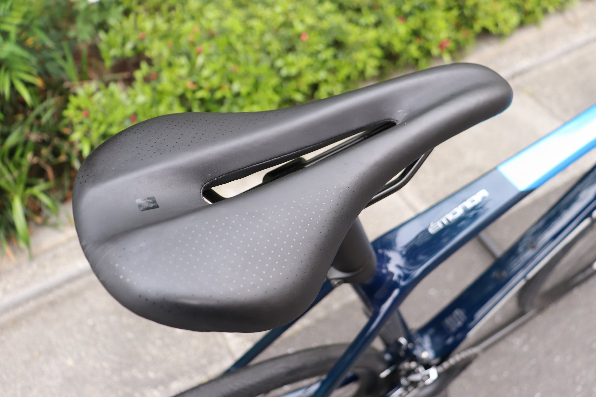 トレック TREK エモンダ EMONDA SL5 DISC 2021年 52サイズ シマノ 105
