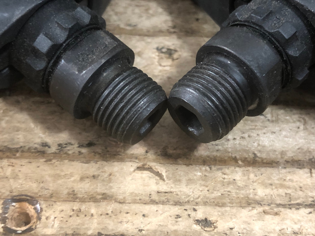 JU358 シマノ SHIMANO PD-T420 ビンディングペダル SPD 片面フラット ※右ペダル軸回転不良のためジャンク