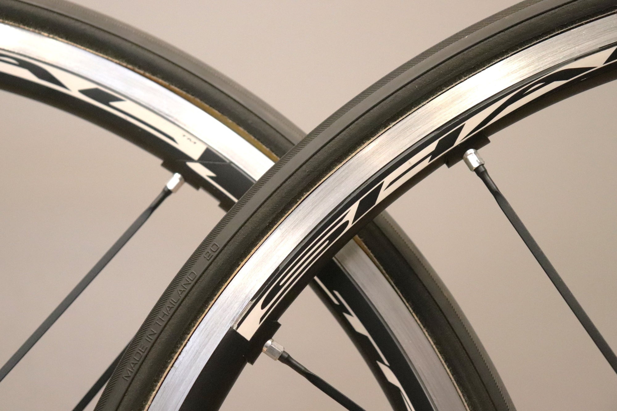 カンパニョーロ CAMPAGNOLO シャマルウルトラ SHAMAL ULTRA アルミ
