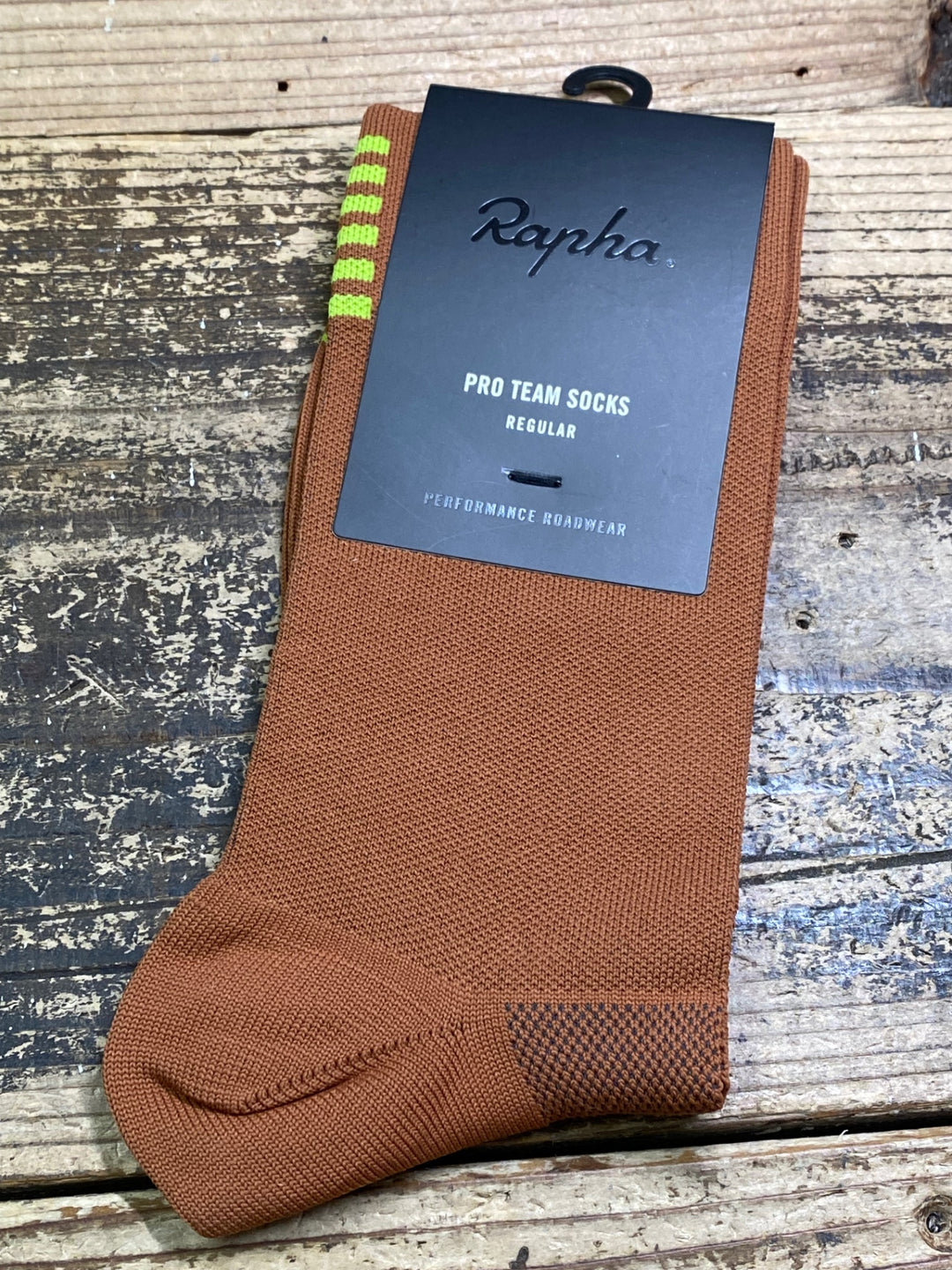 JJ944 ラファ Rapha PRO TEAM SOCKS ソックス 茶 レギュラーサイズ M