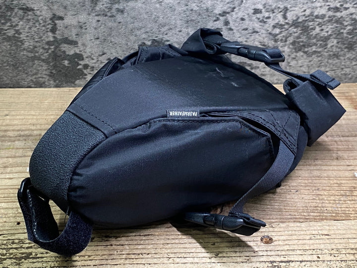 JI849 フェアウェザー FAIRWEATHER サドルバッグ 黒