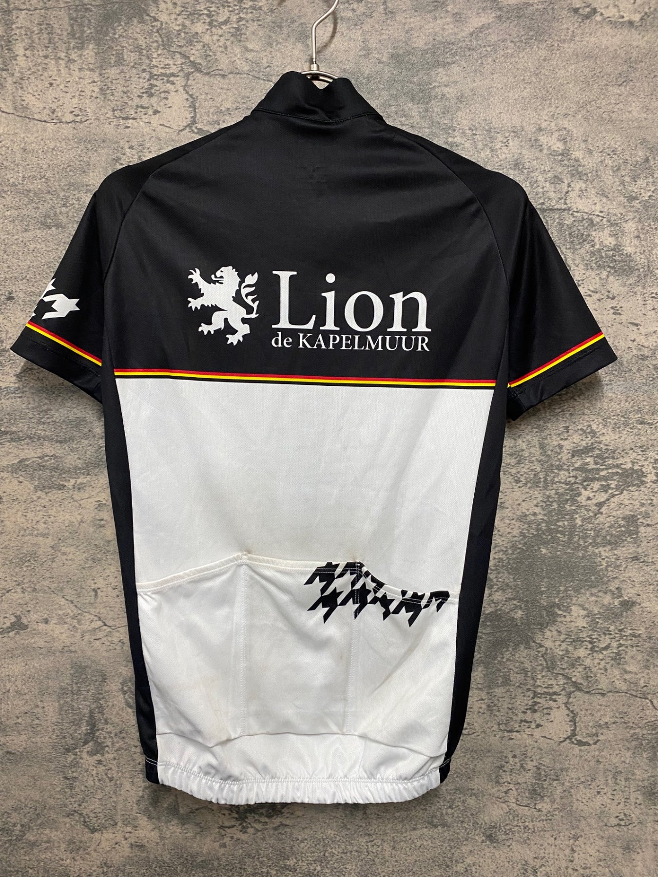 【新品】リオンド　カペルミュール　半袖サイクルジャージ JJ254 リオンドカペルミュール Lion de kapelmuur 半袖サイクル