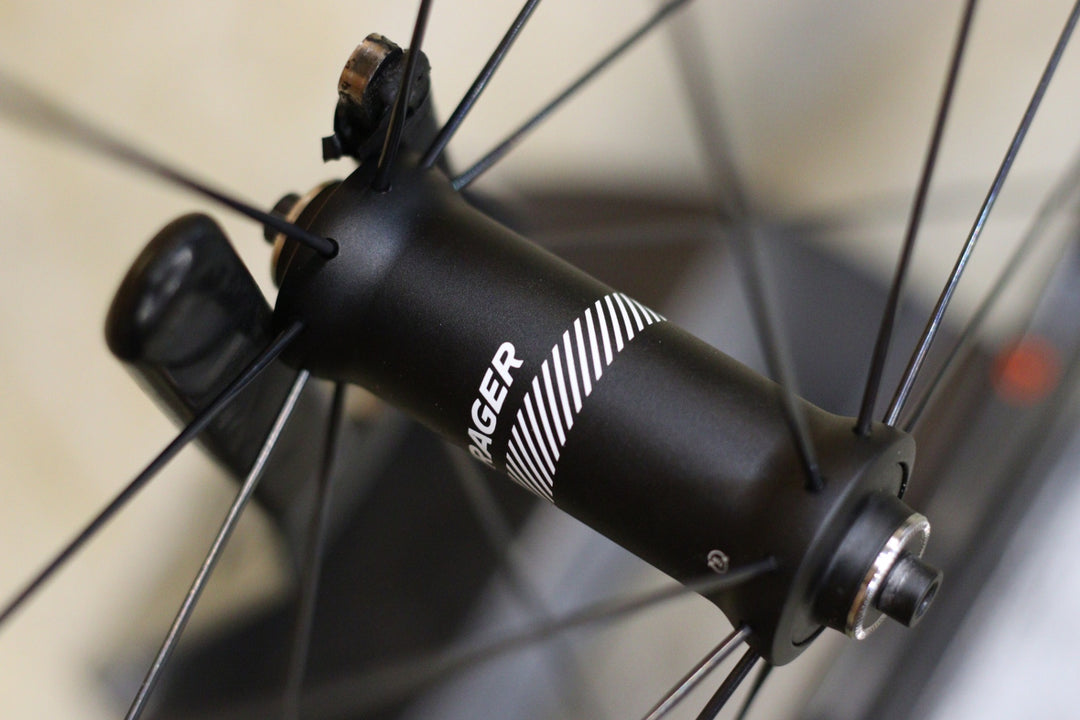 ボントレガー BONTRAGER アイオロス オーラ AEOLUS AURA 5 TLR  アルミ カーボン チューブレスレディ ホイールセット シマノ12/11S 【立川店】