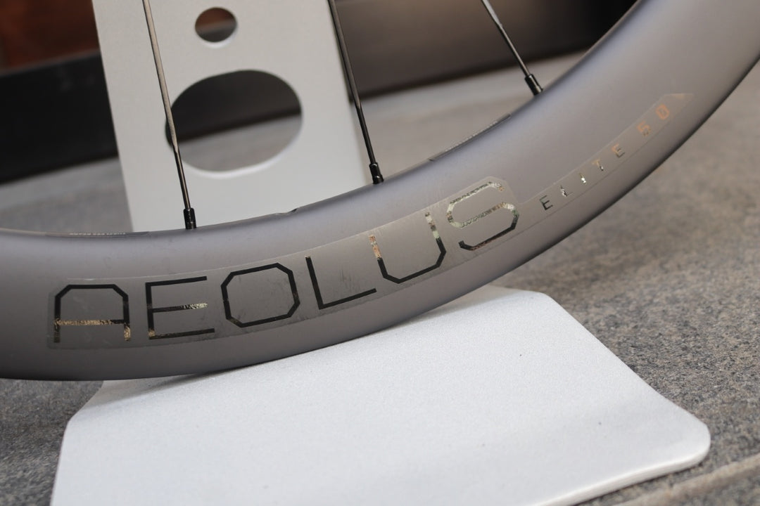 ボントレガー BONTRAGER アイオロス エリート AEOLUS ELITE 50 カーボン チューブレス ホイールセット シマノ12/11S 【東京南麻布店】