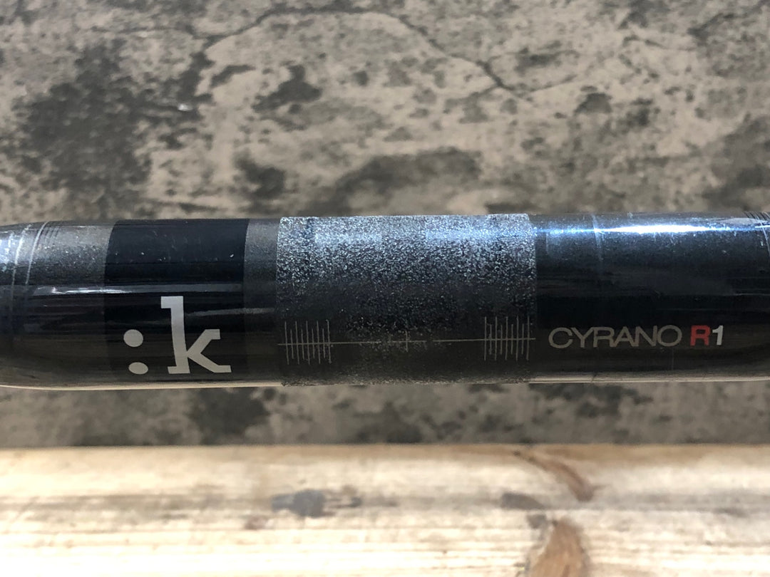 JW984 フィジーク fizik CYRANO R1 カーボンドロップハンドル ブラケットC-C400mm Φ31.8