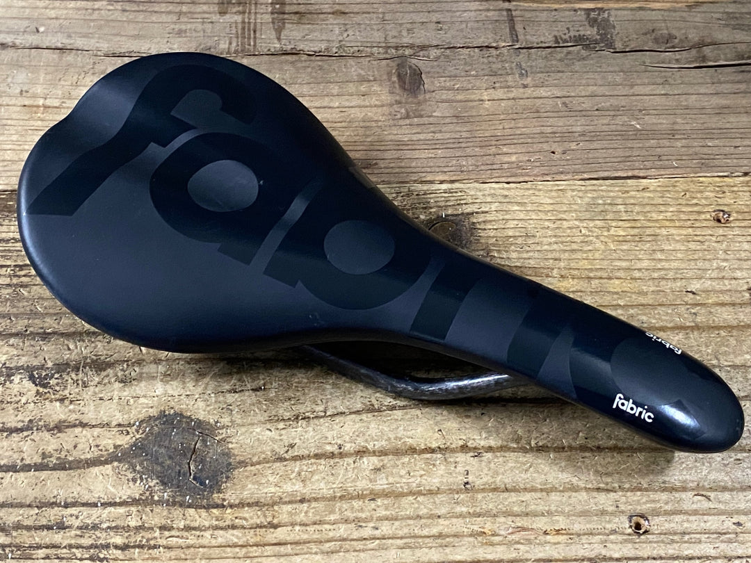 KH823 ファブリック fablic SCOOP FLAT PRO サドル カーボンレール