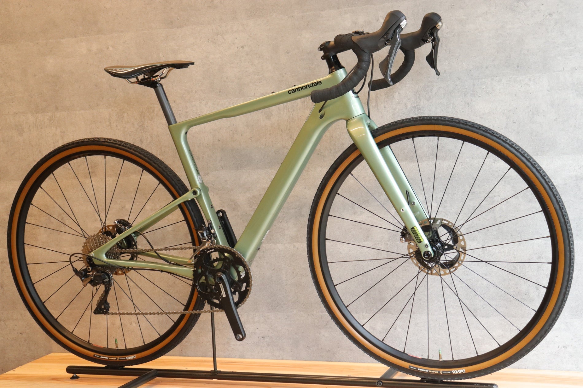 キャノンデール CANNONDALE トップストーン TOPSTONE CARBON 2020