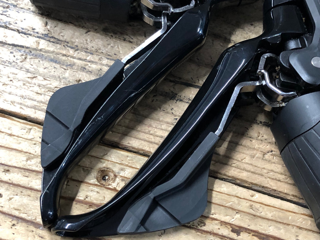 KK842 シマノ SHIMANO 105 ST-R7020 STIレバー 2x11s 油圧 前期 ※右手ホース口割れの為ジャンク