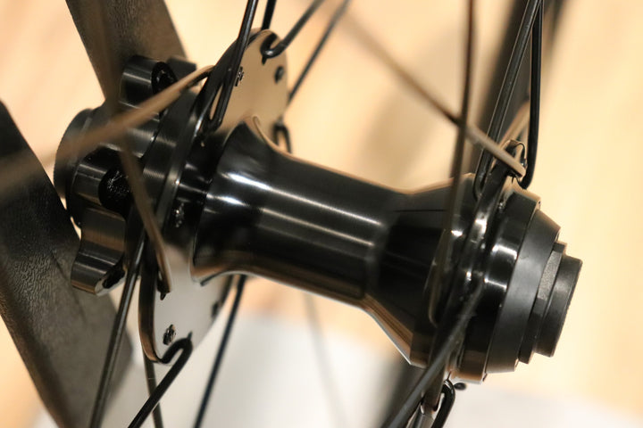 ボントレガー BONTRAGER パラダイム PARADIGM SL DISC アルミ チューブレスレディ ホイールセット シマノ11S/12S 【仙台店】