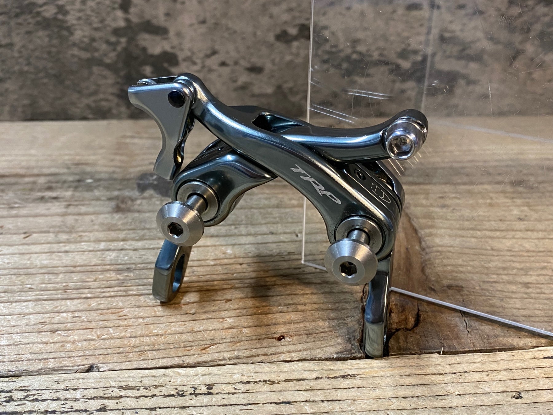 JQ017 TRP T851 ダイレクトマウントブレーキ キャリパー ※シュー