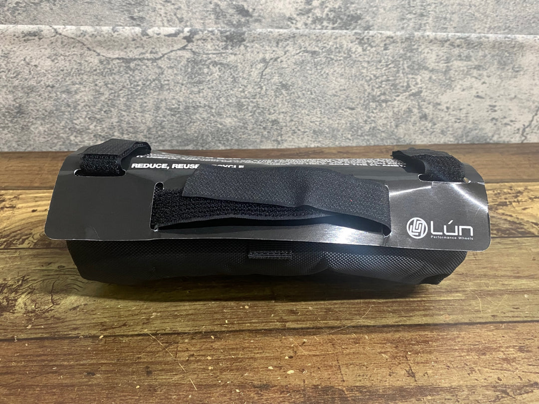 JU517 ウィンスペース WINSPACE LUN ハンドルバーバッグ 黒 タイヤレバー付属 LUN HYPER 純正付属品