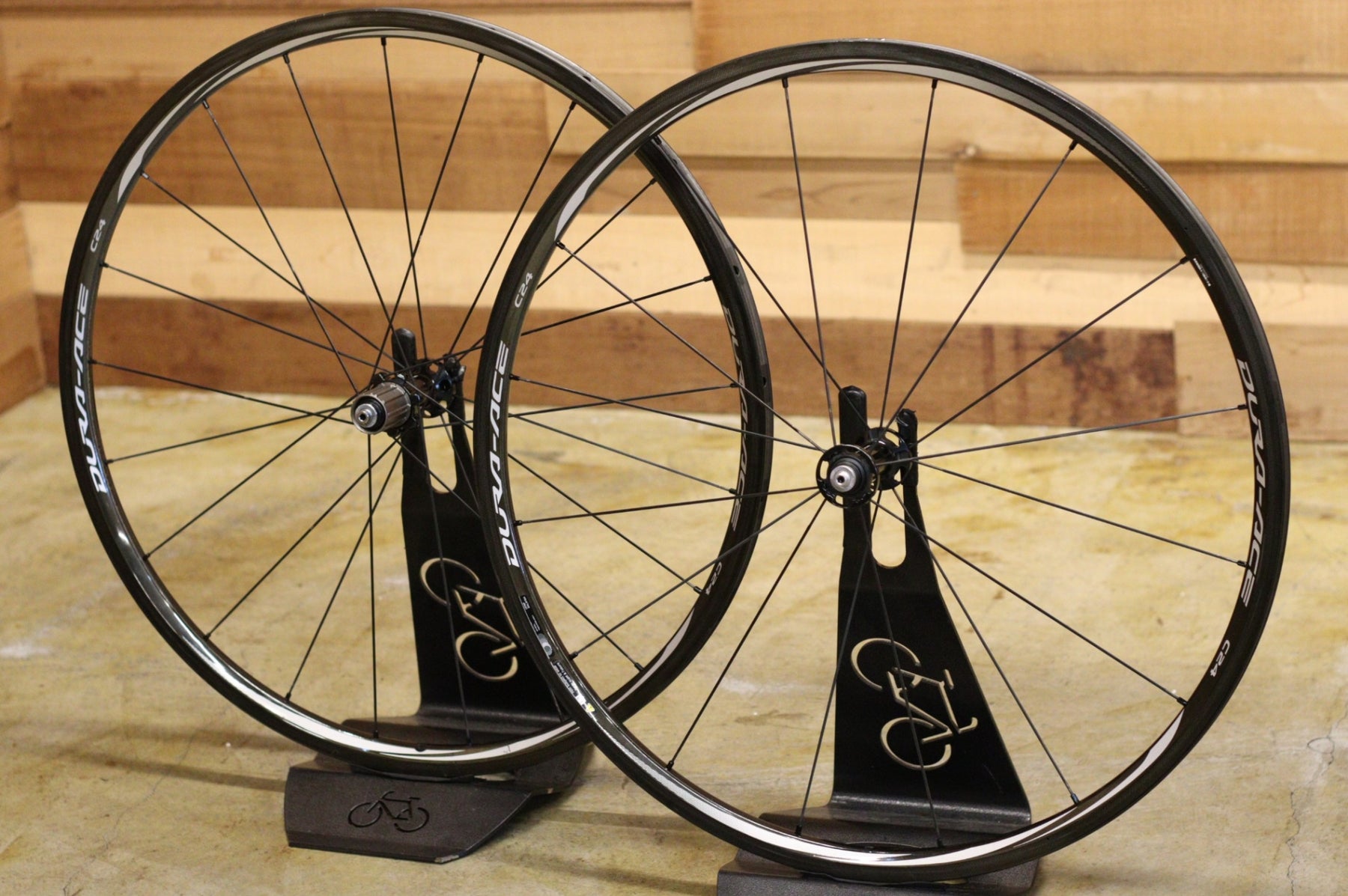 シマノ SHIMANO デュラエース DURA-ACE WH-9000-C24-TU カーボン