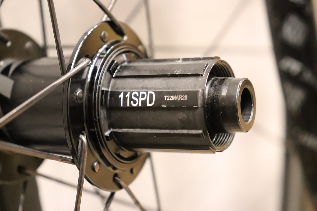 ジップ ZIPP 303S カーボン チューブレスレディ シマノ 12/11S ホイールセット 【さいたま浦和店】