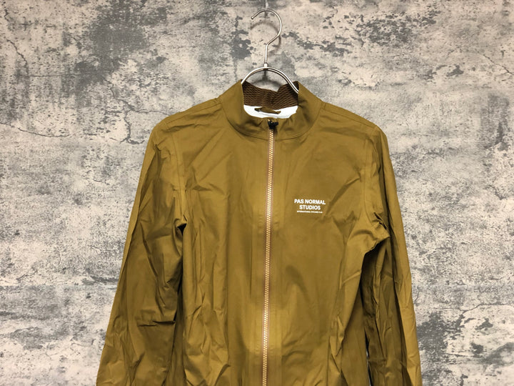 KK160 パスノーマルスタジオ PAS NORMAL STUDIOS MECHANISM STOW AWAY JACKET 長袖 ウインドブレーカー Mサイズ オリーブ