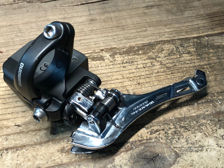 JD908 シマノ SHIMANO アルデグラ ULTEGRA FD-6770 フロントディレイラー Di2 SM-AD67付属 Φ31.8