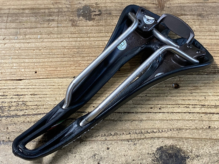 KI144 SELLE SMP composite サドル 黒 aisi 304 Tubeレール